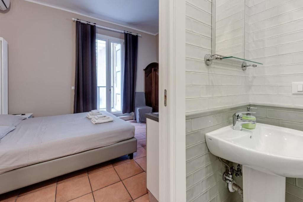 Piazza San Domenico Rooms - Bedinbolognacentro المظهر الخارجي الصورة